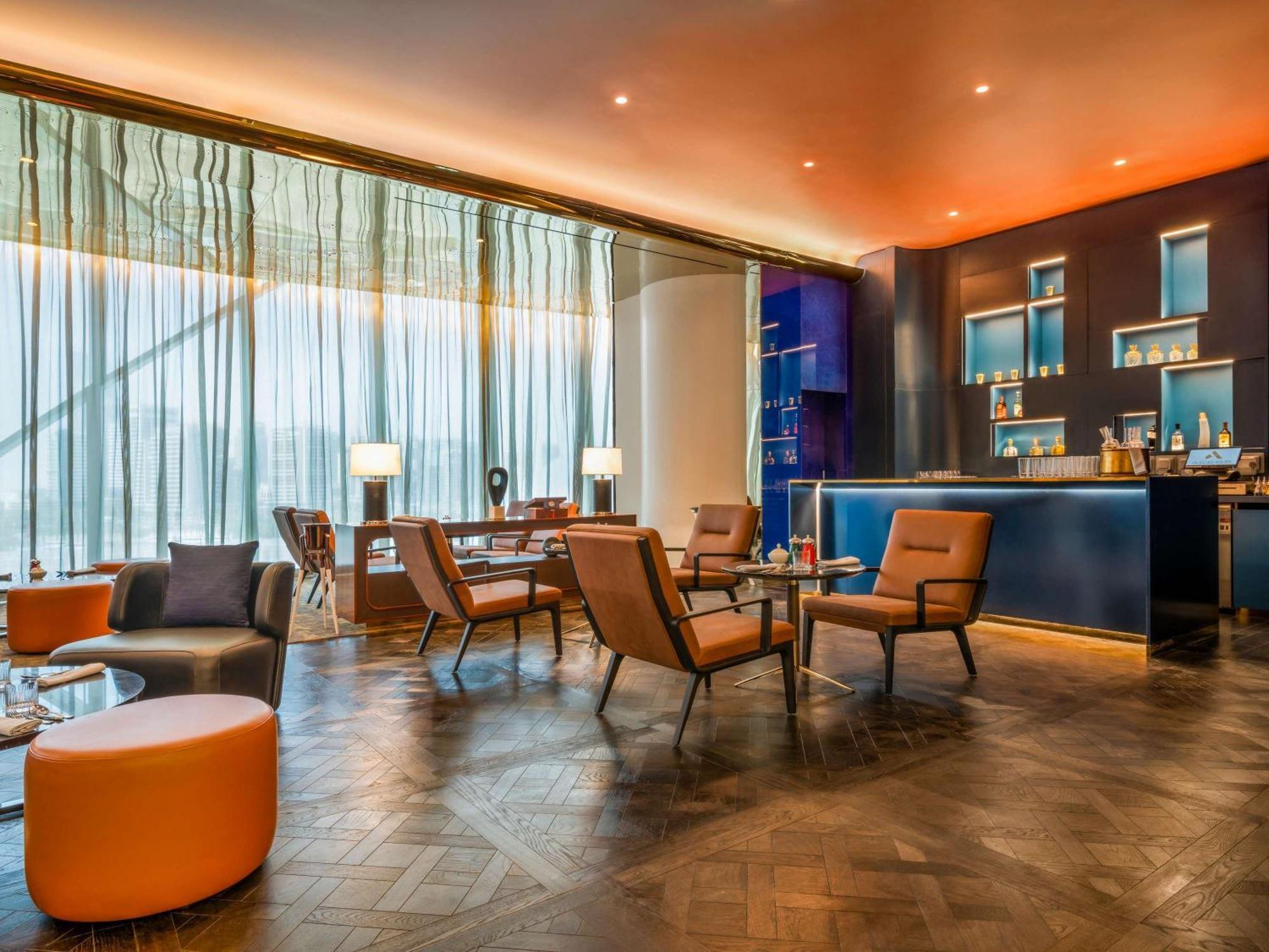 فندق Fairmont Doha Lusail المظهر الخارجي الصورة The Club Lounge at the hotel